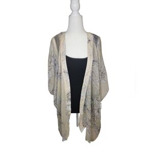 NWT Vince Camuto Women's Cream/Black Floral Printed Sheer Kimono One Size
